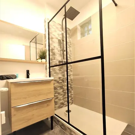 L'eglantine - Proche Centre - Free Parking - Airbus Apartment